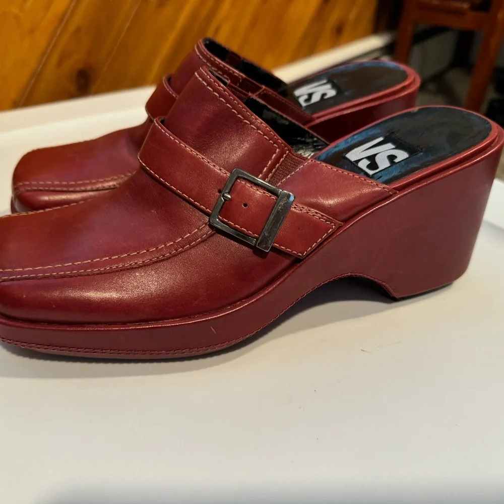 VS Deep Red Wedge Clogs Slip on Mules Buckle Strap Square Toe Detail size 6 NWOT